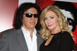 Gene Simmons y Shannon Tweeds dieron el sí, después de 28 años de noviazgo