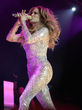 Jennifer Lopez, con traje de red