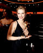 Scarlett Johansson aparecía en las tarjetas de publicidad del local
