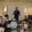 El cantante recaudó fondos para la construcción de los centros El cantante recaudó fondos para la construcción de los centros
