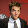 Robert Pattinson considera que los aburridos deben ir a la cárcel Robert Pattinson considera que los aburridos deben ir a la cárcel