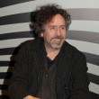 Tim Burton, tan extravagante como genial, tiene una particular filmografía plagada de éxitos Tim Burton, tan extravagante como genial, tiene una particular filmografía plagada de éxitos