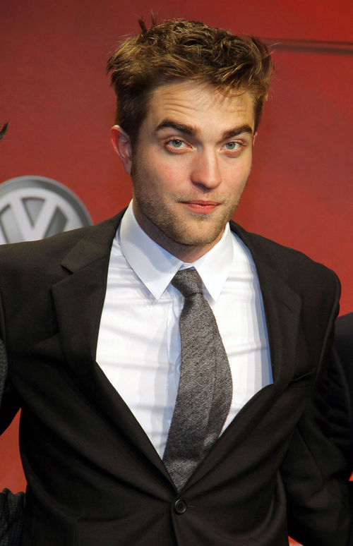 Robert Pattinson, Kristen Stewart - Robert Pattinson considera que los aburridos deben ir a la cárcel Robert Pattinson, Kristen Stewart - Robert Pattinson considera que los aburridos deben ir a la cárcel