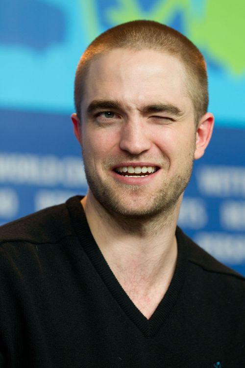 Robert Pattinson, Kristen Stewart - ¿Robert Pattinson se pondrá a dieta? Robert Pattinson, Kristen Stewart - ¿Robert Pattinson se pondrá a dieta?