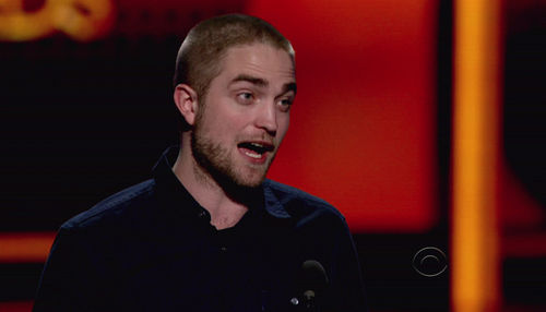 Robert Pattinson, Kristen Stewart, Reese Witherspoon, Ewan McGregor - Robert Pattinson cambió su imagen para los premios People Choice Awards Robert Pattinson, Kristen Stewart, Reese Witherspoon, Ewan McGregor - Robert Pattinson cambió su imagen para los premios People Choice Awards